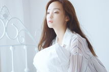 衬衣床上写真,衬衣写真背后的时尚故事